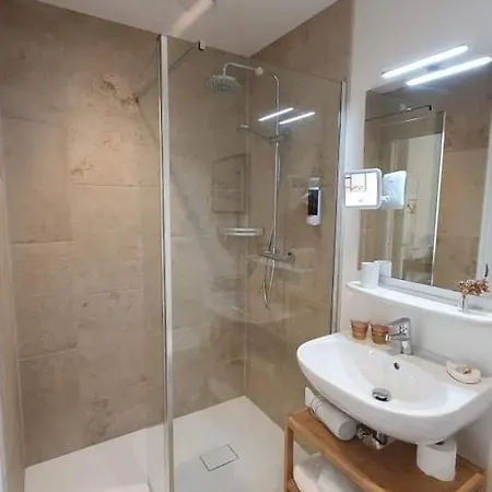 Le Rodin Hotel 3*