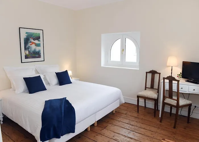 Le Rodin 3* بازاس